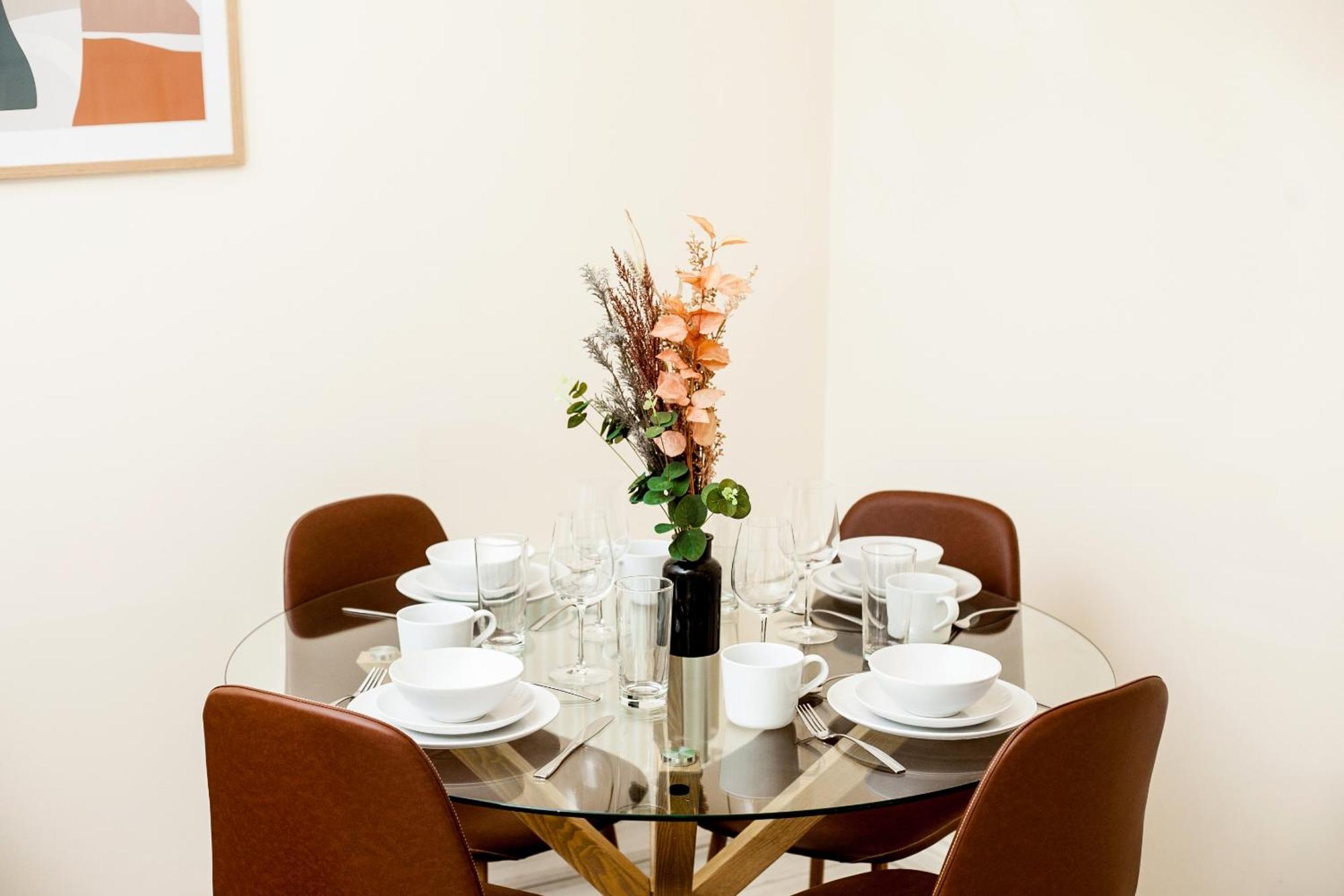 Avril Warwickshire Home Stay Nuneaton Esterno foto